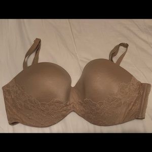 victoria’s secret bra never worn